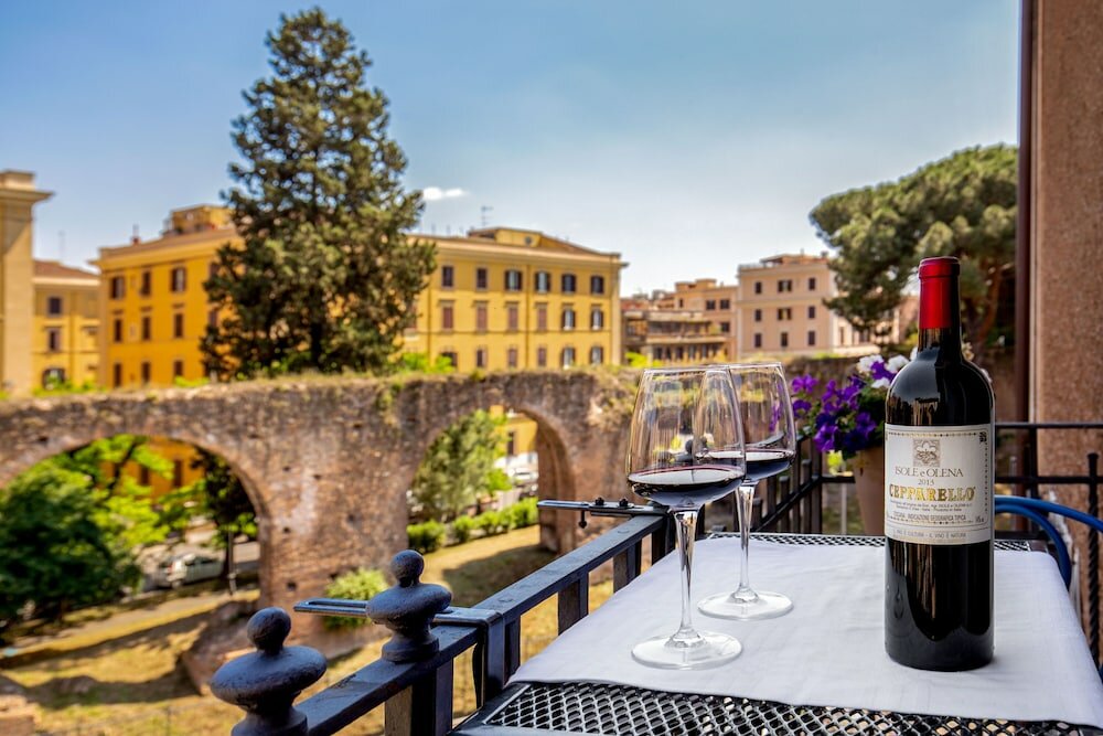 Фото Emona Aquaeductus