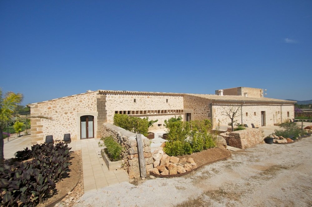 Фото Bennoc Petit Hotel