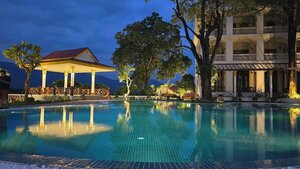 Гостиница Champasak Palace Hotel