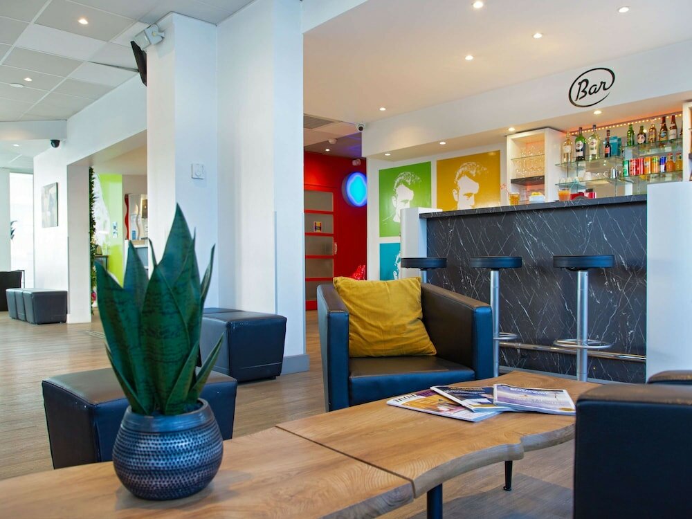 Фото Ibis Styles Cannes le Cannet 