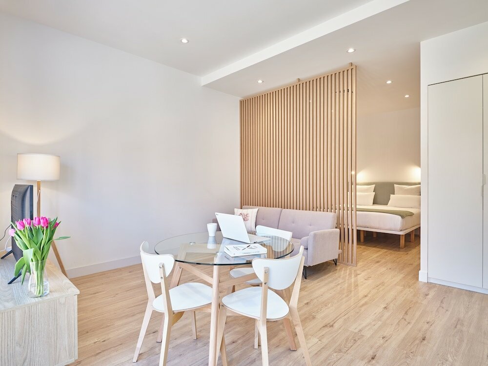 Фото Paseo Suites Hotel