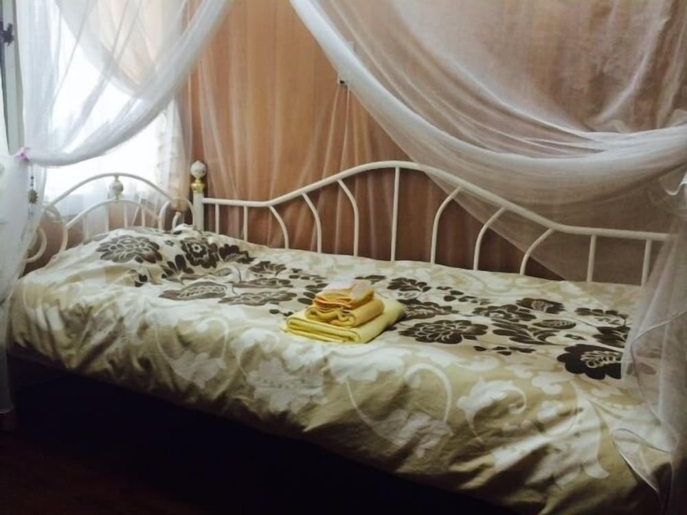 Фото Milk-ya Women-Only Guest House