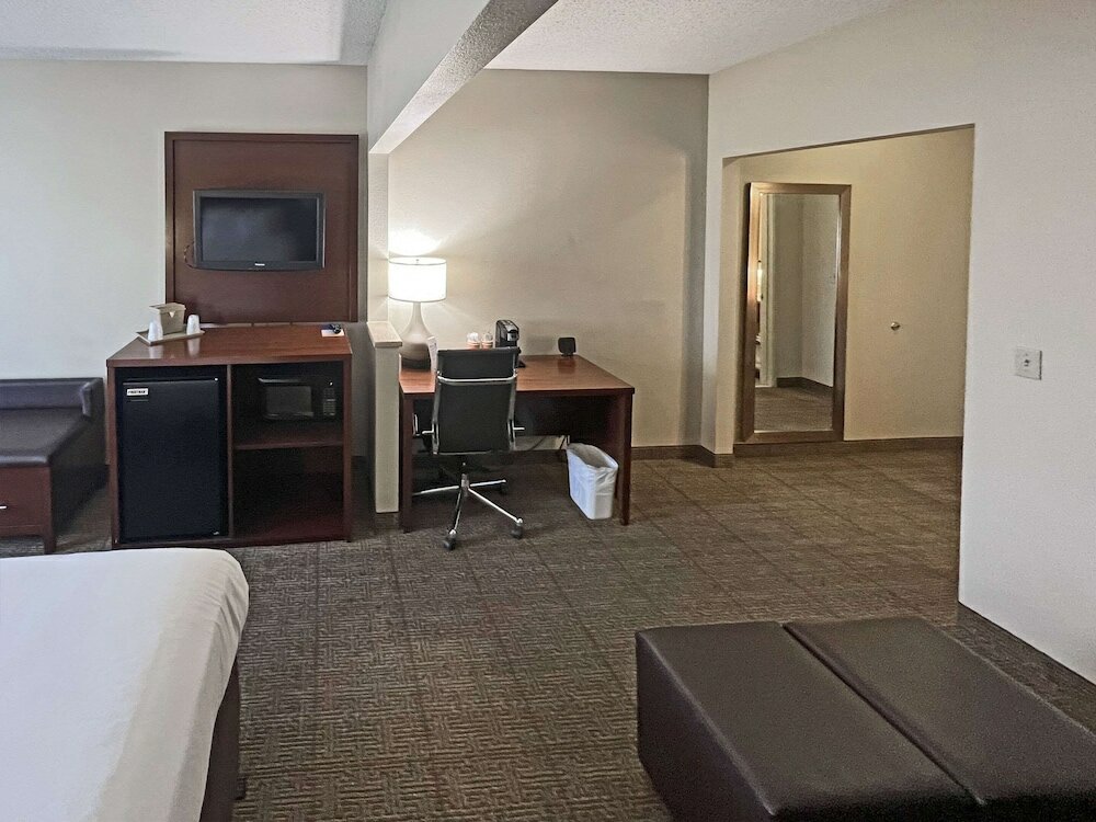 Фото Comfort Suites Peoria Sports Complex
