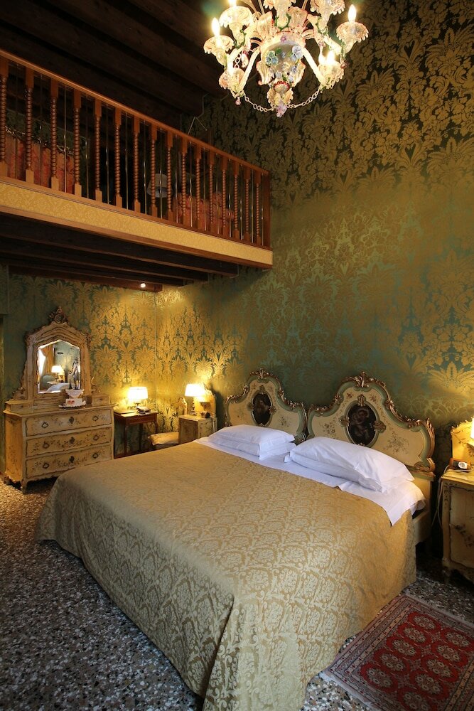 Фото Hotel Palazzo Abadessa