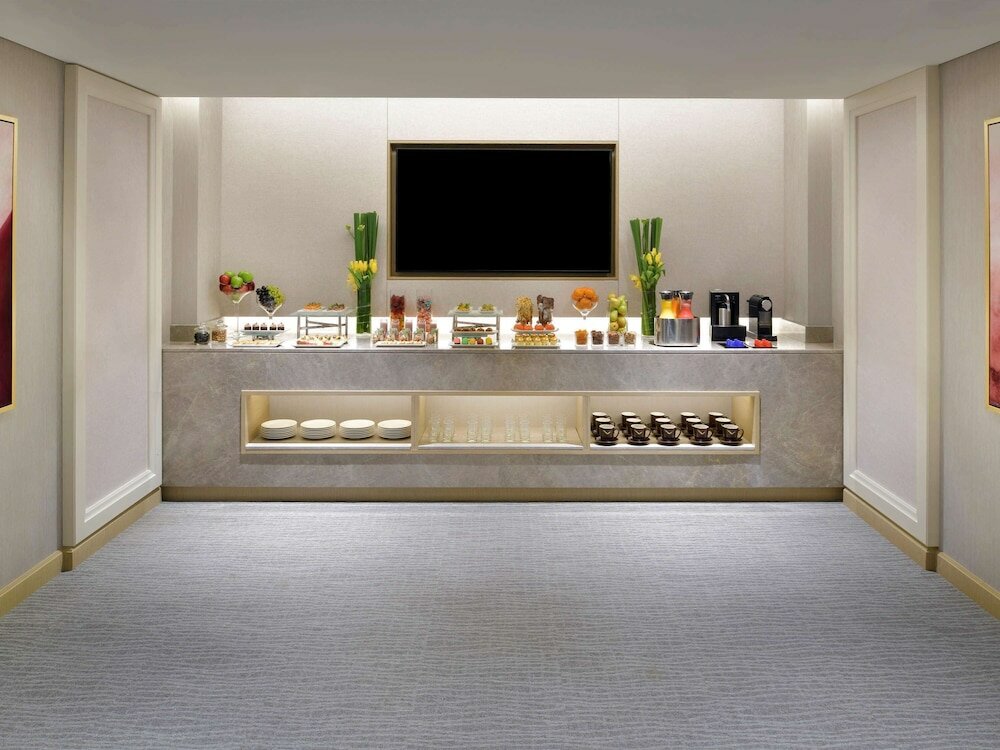 Фото Mövenpick Bahrain