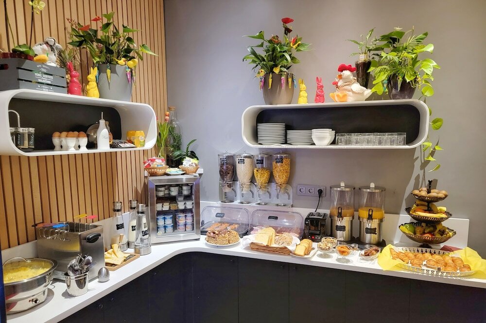 Фото Hotel Virgina