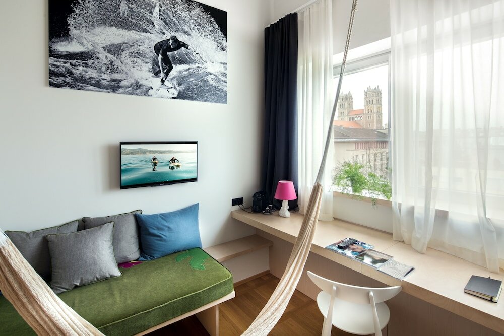 Фото The Flushing Meadows Hotel & Bar