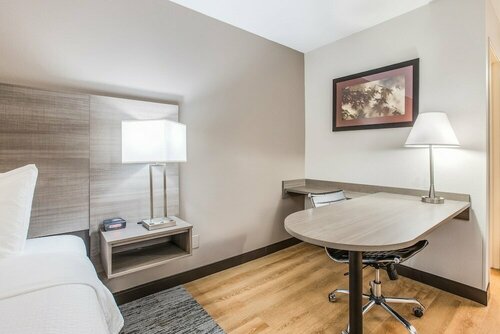 Гостиница Red Roof Inn Lansing West - Msu в Лансинге