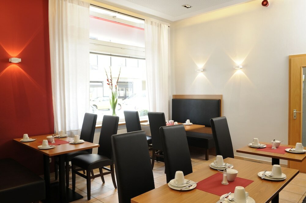 Фото Hotel Isartor