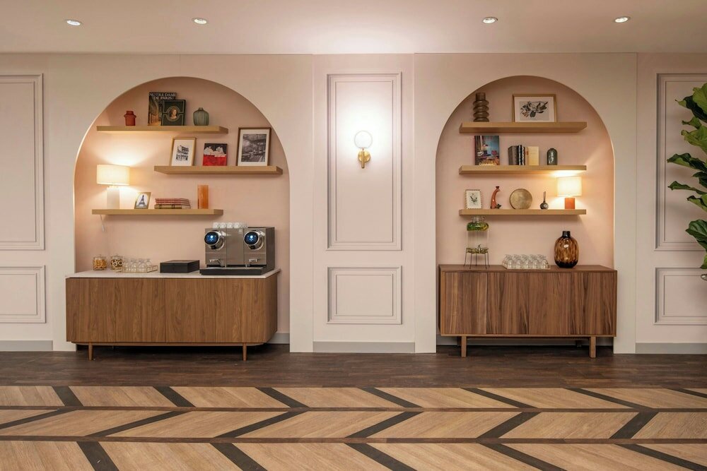 Фото Renaissance Paris Nobel Tour Eiffel Hotel