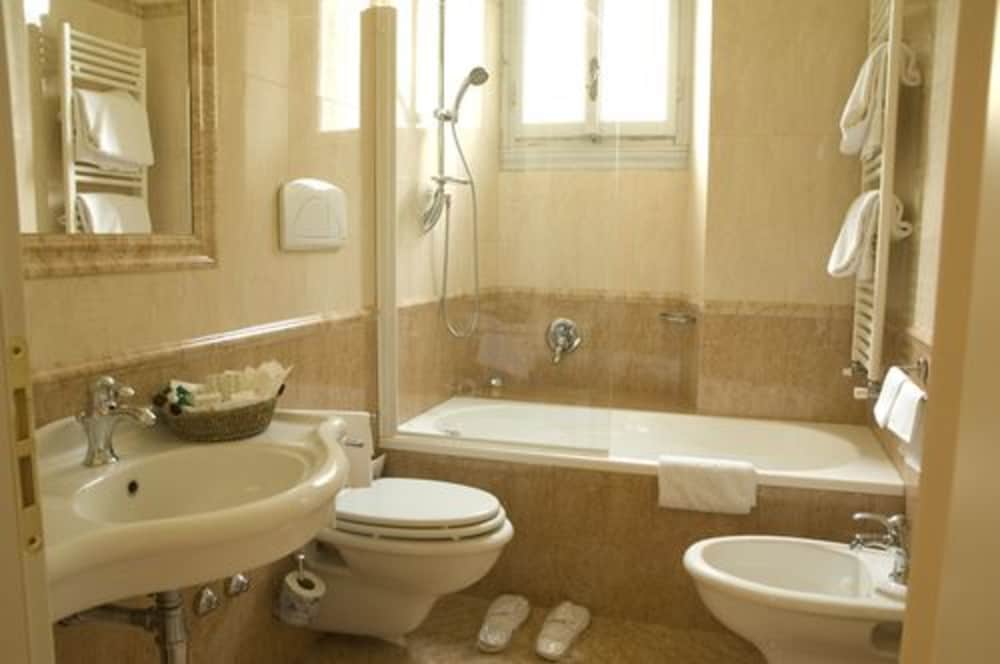 Фото Hotel Villa Carlotta