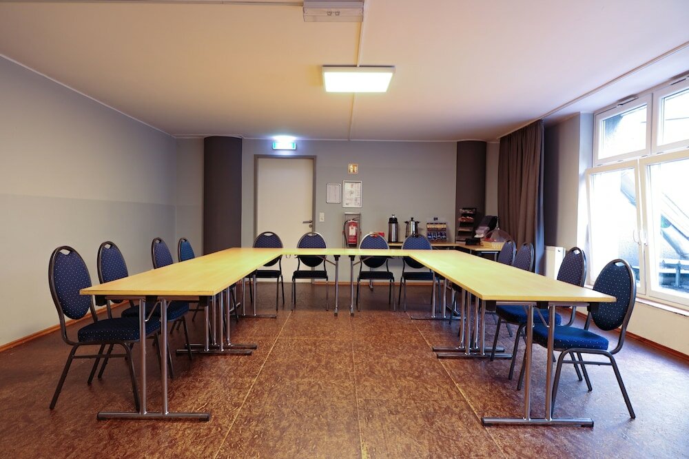 Фото A&o Köln Neumarkt