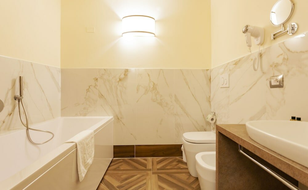 Фото Palazzo Martellini Residenza d'Epoca