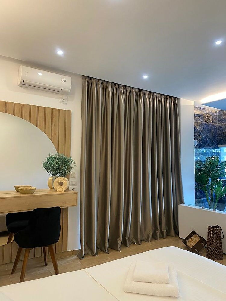 Фото Hotel Kuburi