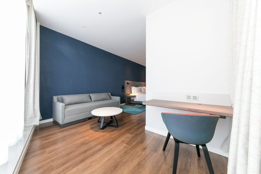 Фото Holiday Inn Express Shanghai Tangzhen, an Ihg Hotel