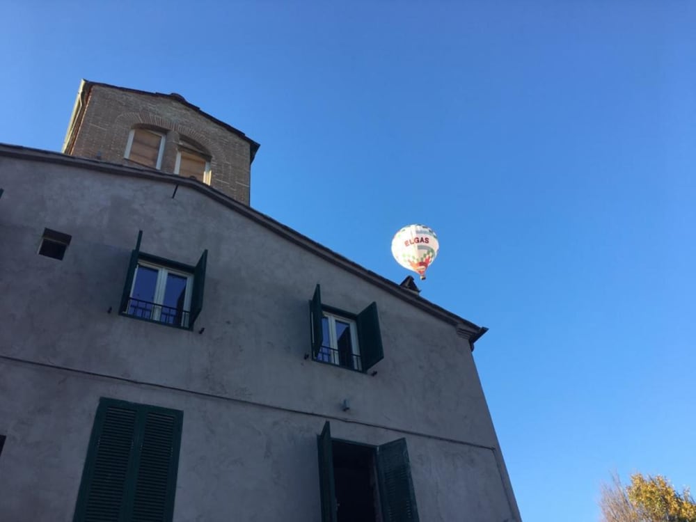 Фото Inside the wall - Santa Maria