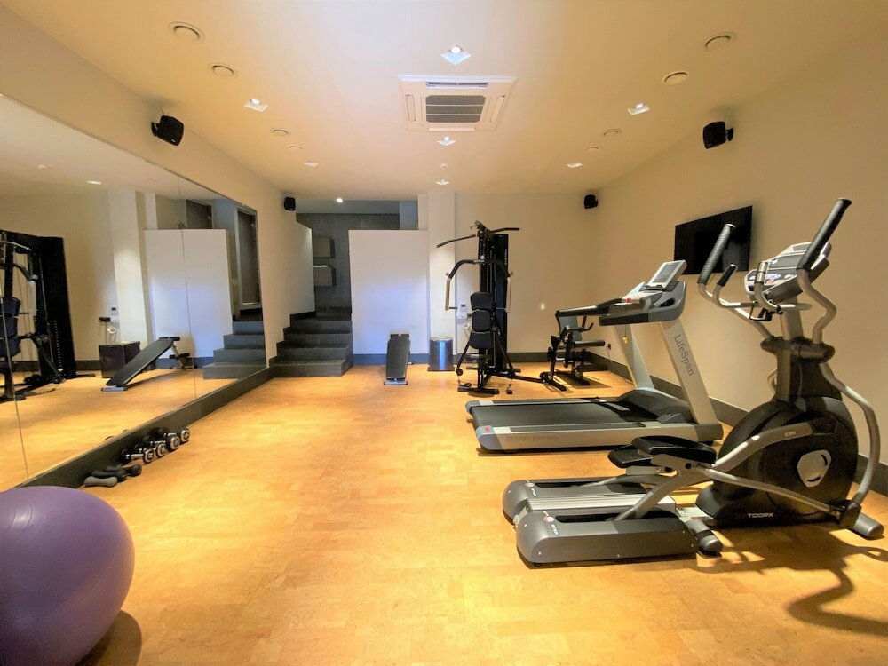 Фото Kinsterna Hotel