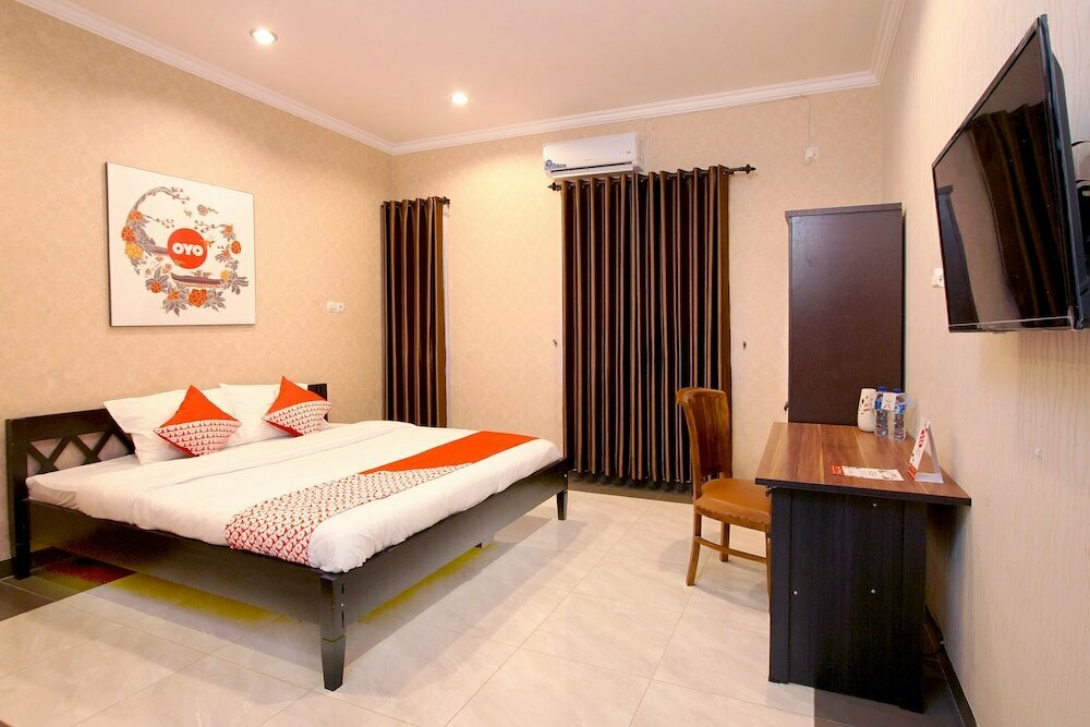 Hotel Oyo 347 Bayang Brothers Guest House, Earth, photo