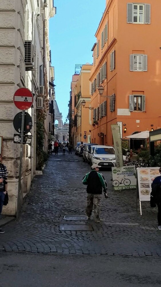 Фото Nicolas Inn