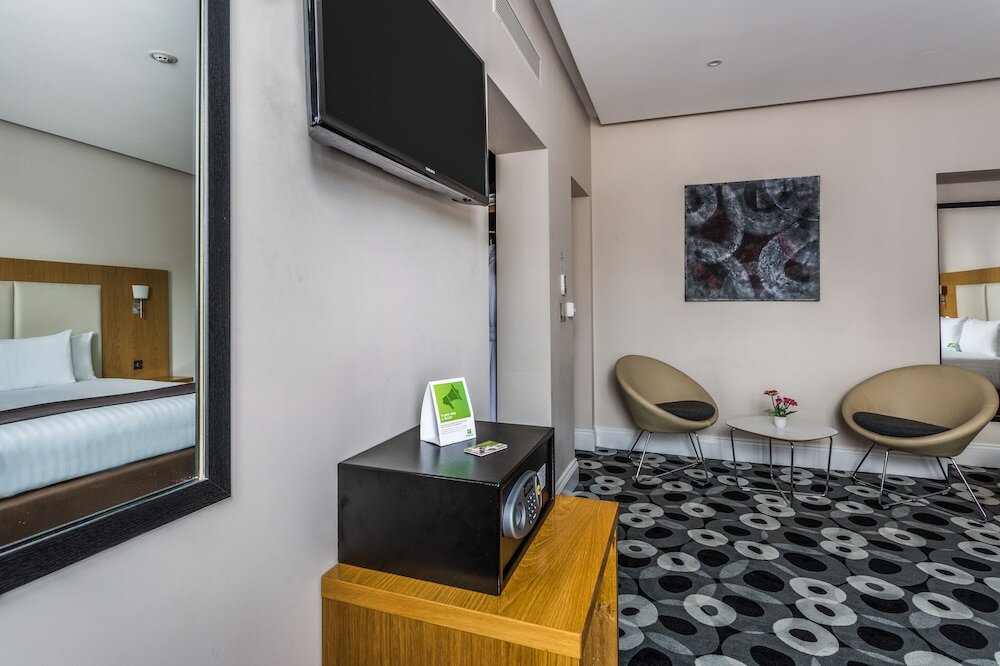 Фото Holiday Inn Sittingbourne, an Ihg Hotel