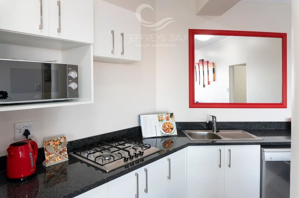 Фото Jeffreys Bay Luxury Apartments