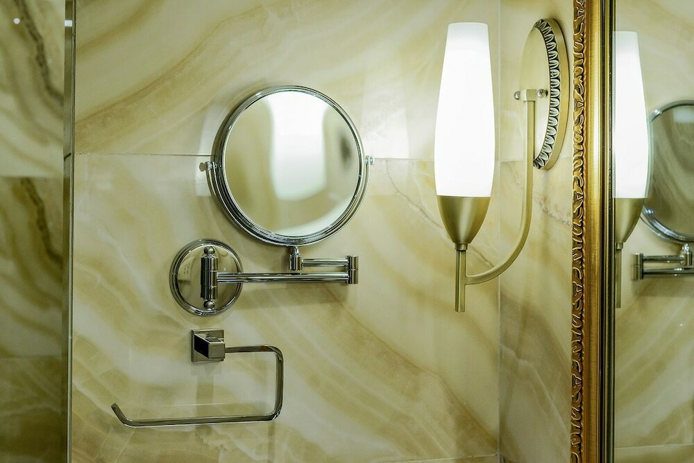 Фото Mercure Chongqing Downtown