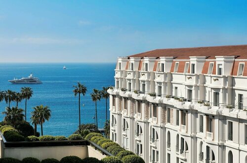 Внешний вид отеля Hôtel Le Gray d'Albion в Каннах, фото 1