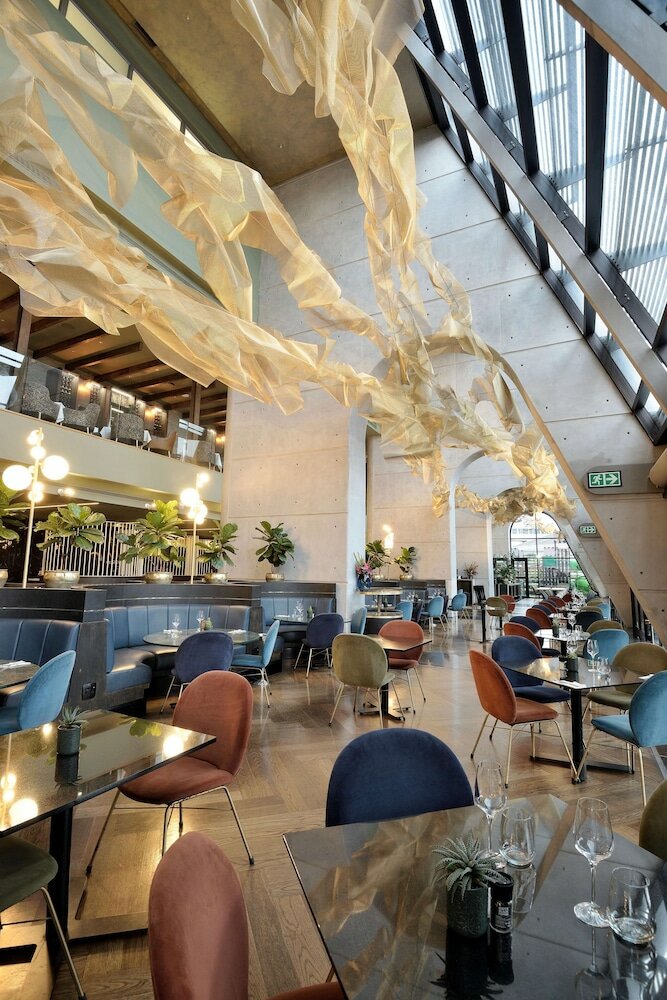 Фото The Leonardo