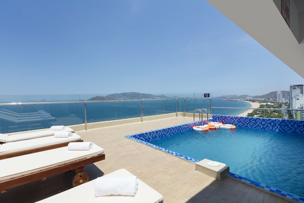 Фото Quang Vinh Hotel