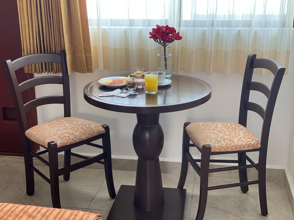 Фото Hotel Las Golondrinas