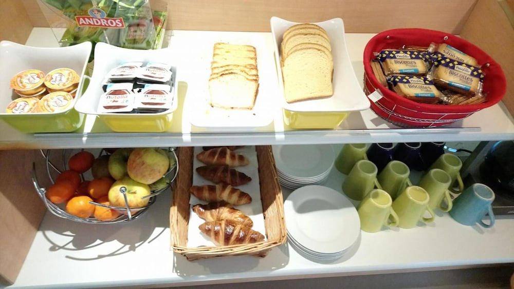 Фото Hotel Inn Design Laon