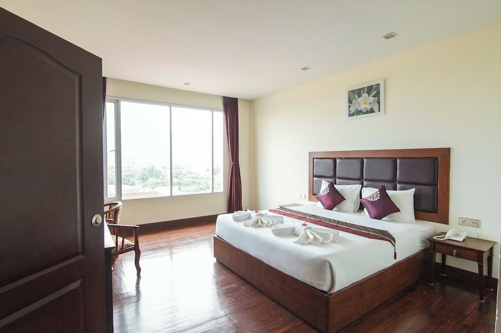 Фото Arawan Riverside Hotel