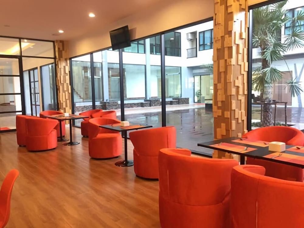 Фото Orchid Riverview Hotel