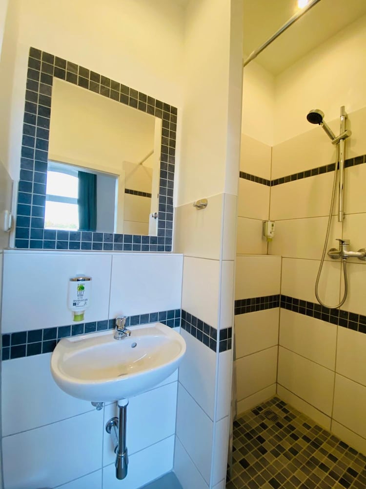 Фото Hotel Am Lindenhof