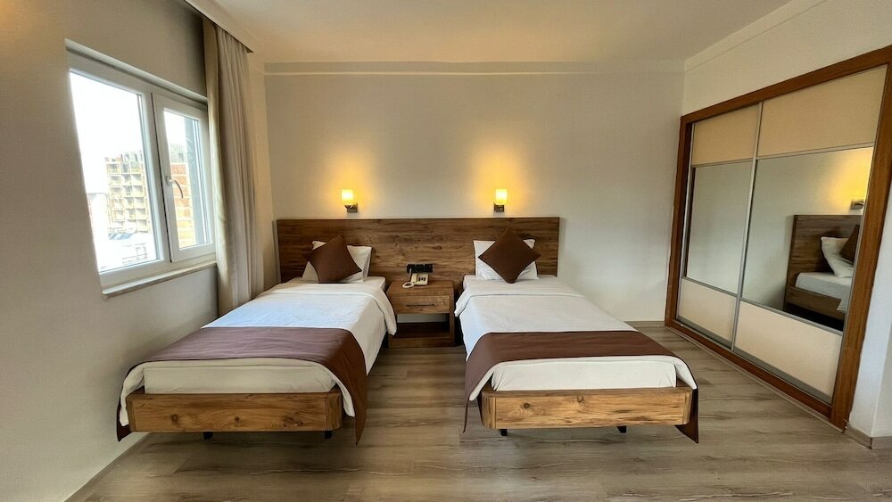 Фото Uptown Buyuk Anadolu Girne Hotel