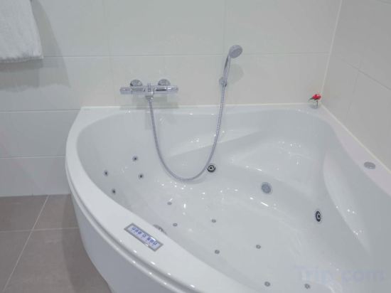 Фото Fletcher Hotel De Wageningsche Berg