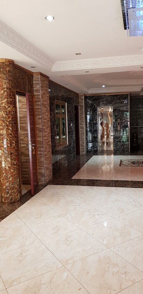 Фото Biraj International Hotel