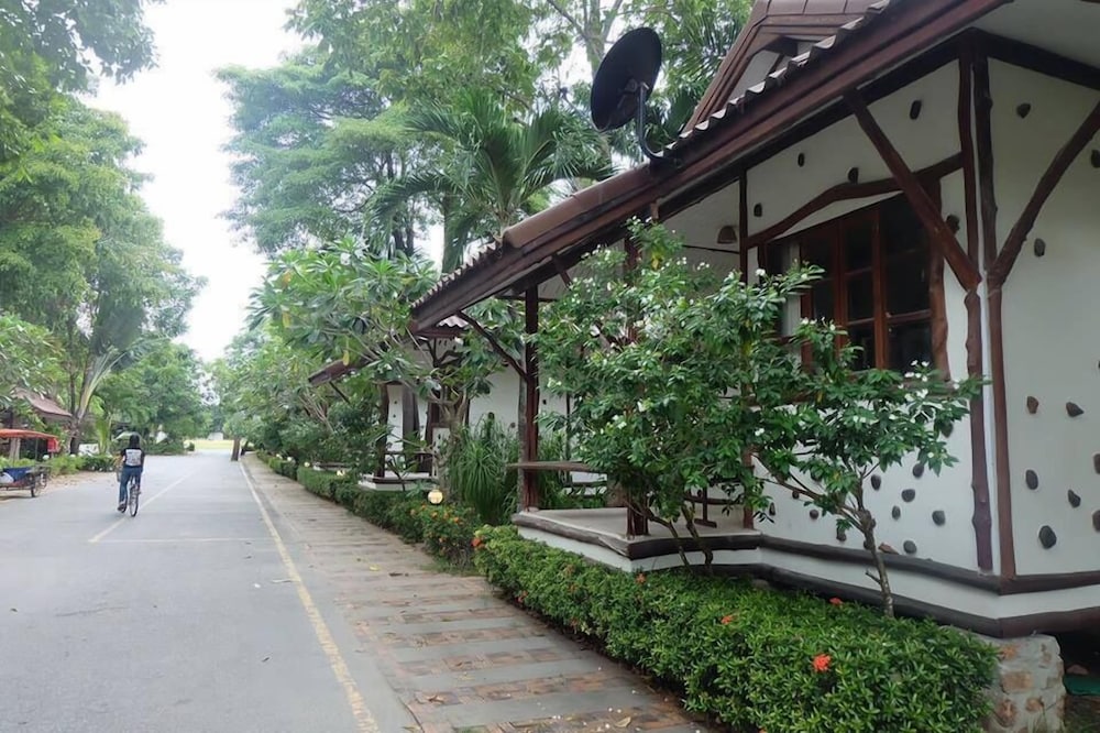 Фото Talkoo Beach Resort Khanom