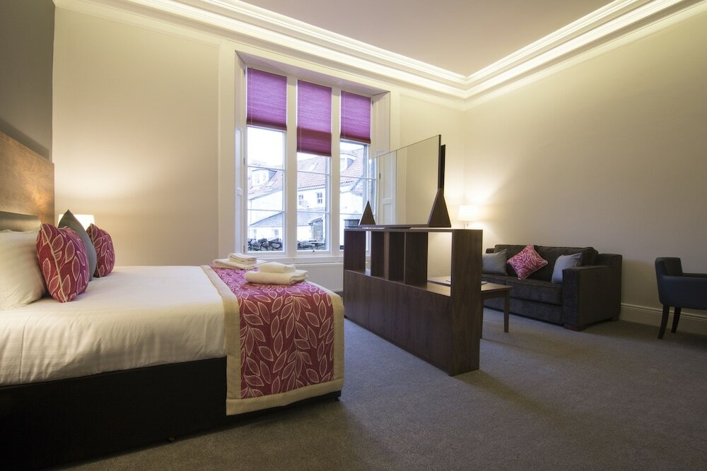 Фото Court Residence