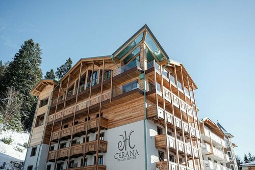 Внешний вид отеля Cerana Relax Hotel в Тре Вилле, фото 3