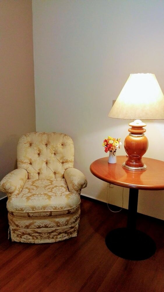 Фото Castel Plaza Hotel