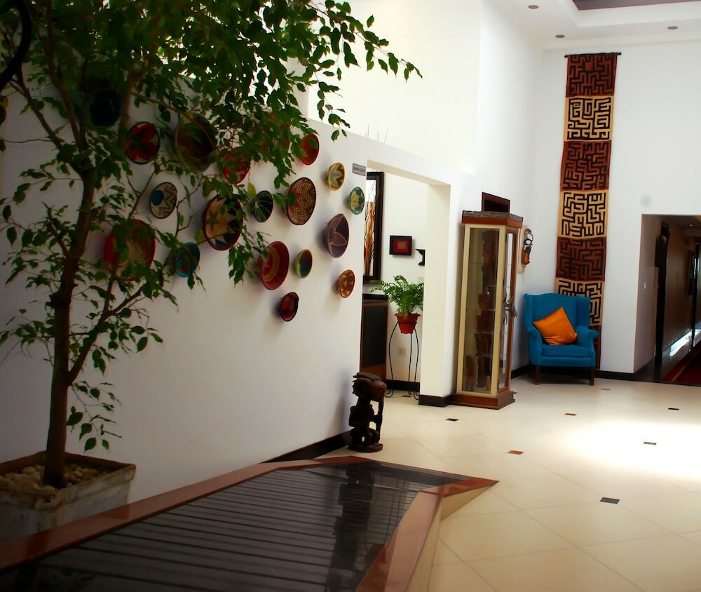 Фото Kiriri Garden Hotel