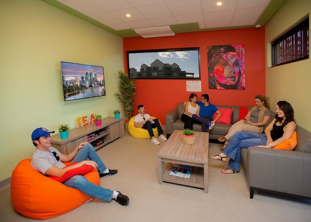 Фото Breeze Lodge - Hostel