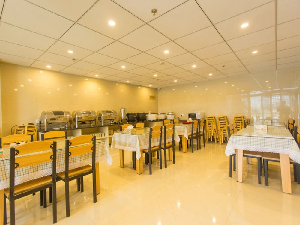 Фото GreenTree Inn New District Hospital of People s Hospital MingLiu Express Hotel