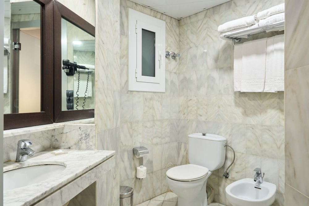 Фото Catalonia Park Putxet