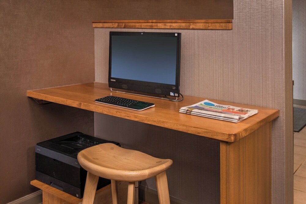 Фото SpringHill Suites by Marriott Herndon Reston