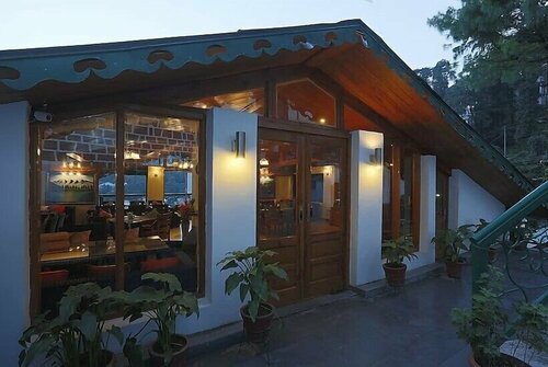 Внешний вид отеля Hotel Mongas в Далхаузях, фото 5