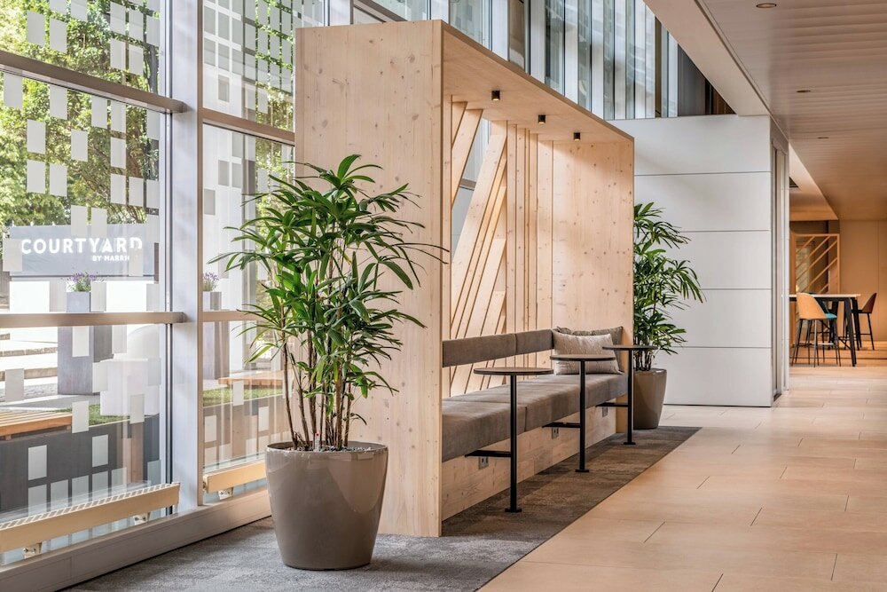 Фото Courtyard by Marriott Linz