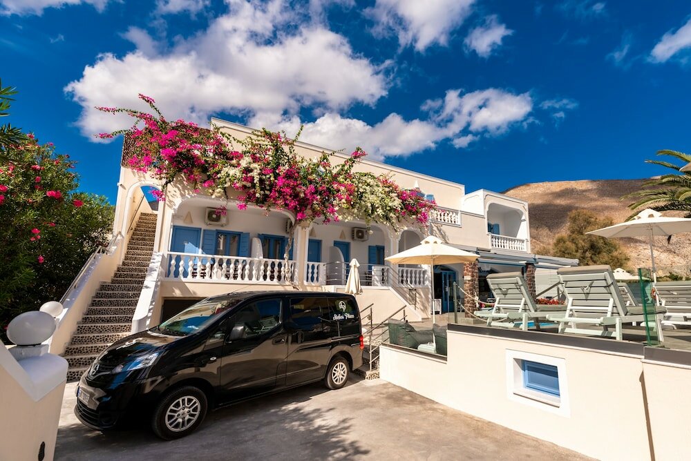 Фото Stelios Place