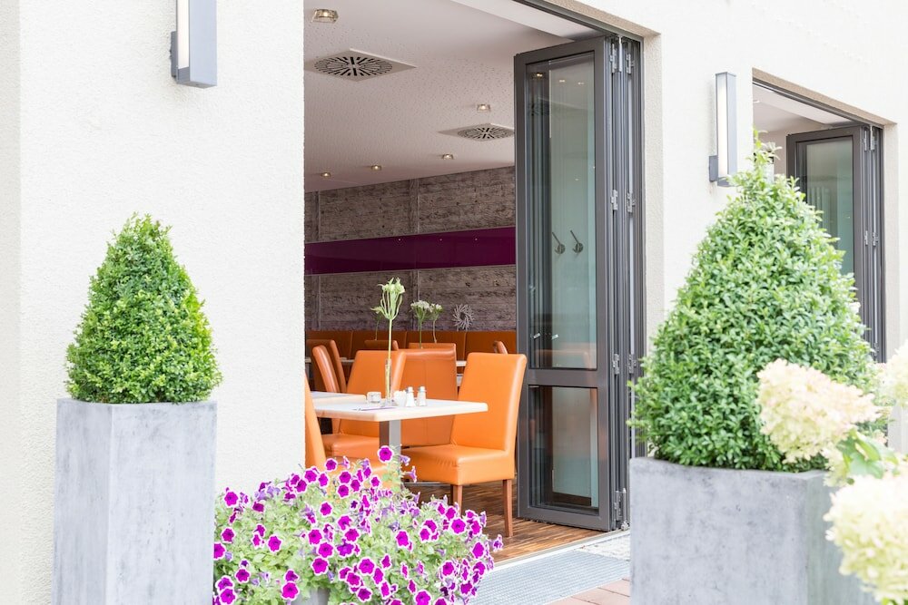 Фото Hotel Arooma